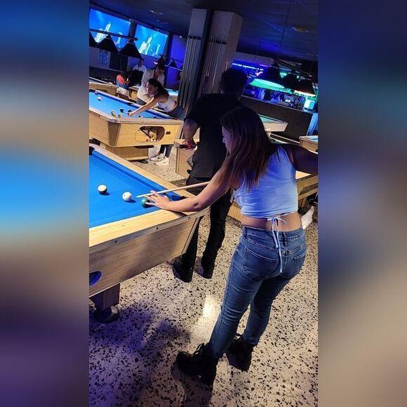 COPY - Crop top Large & medium bundle - Picture 9 of 12